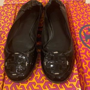 Tory Burch l patent Reva ballet flat